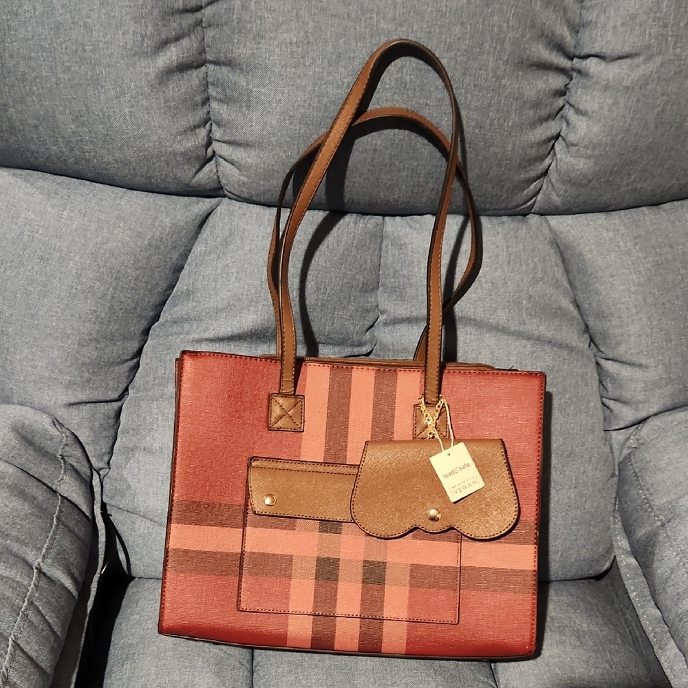 Elegant Brown and Red Leather Tote with Structured Design